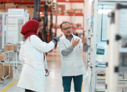 People in Mersen Tunisia workshop